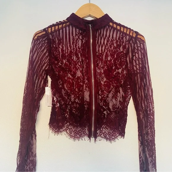 NEW Windsor lace plum crop top long sleeve - Picture 1 of 8